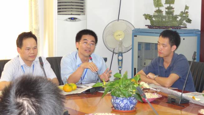 交通工程教学部召开2012年青年教师座谈会