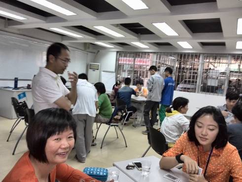 我校拖拉机系列比赛活动取得圆满成功