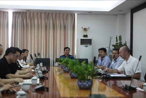 汽车车身修复专业牵手奥迪，谱写校企合作新篇——记我校汽车车身修复专业奥