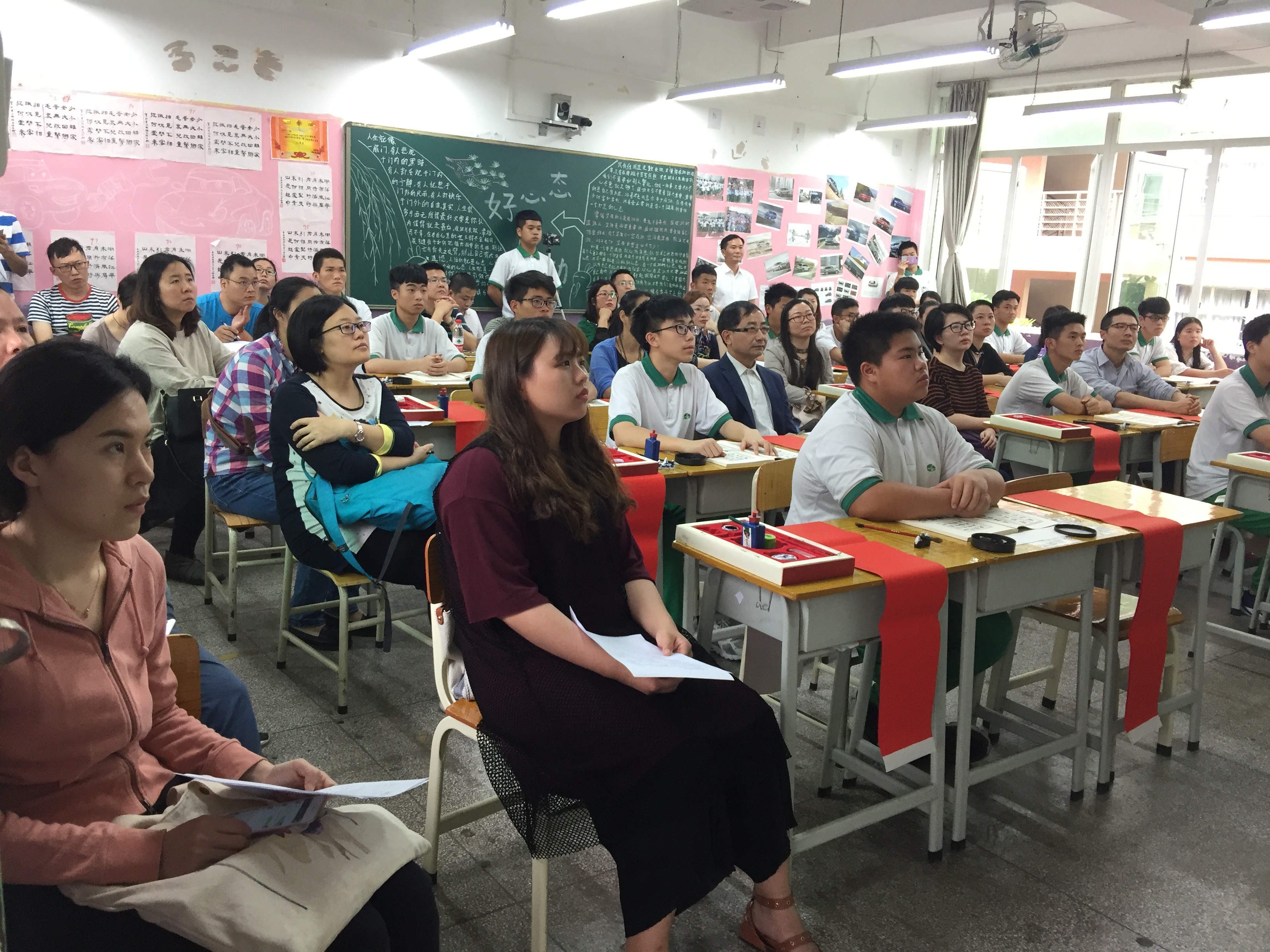 探艺术之魂，展教育之美 