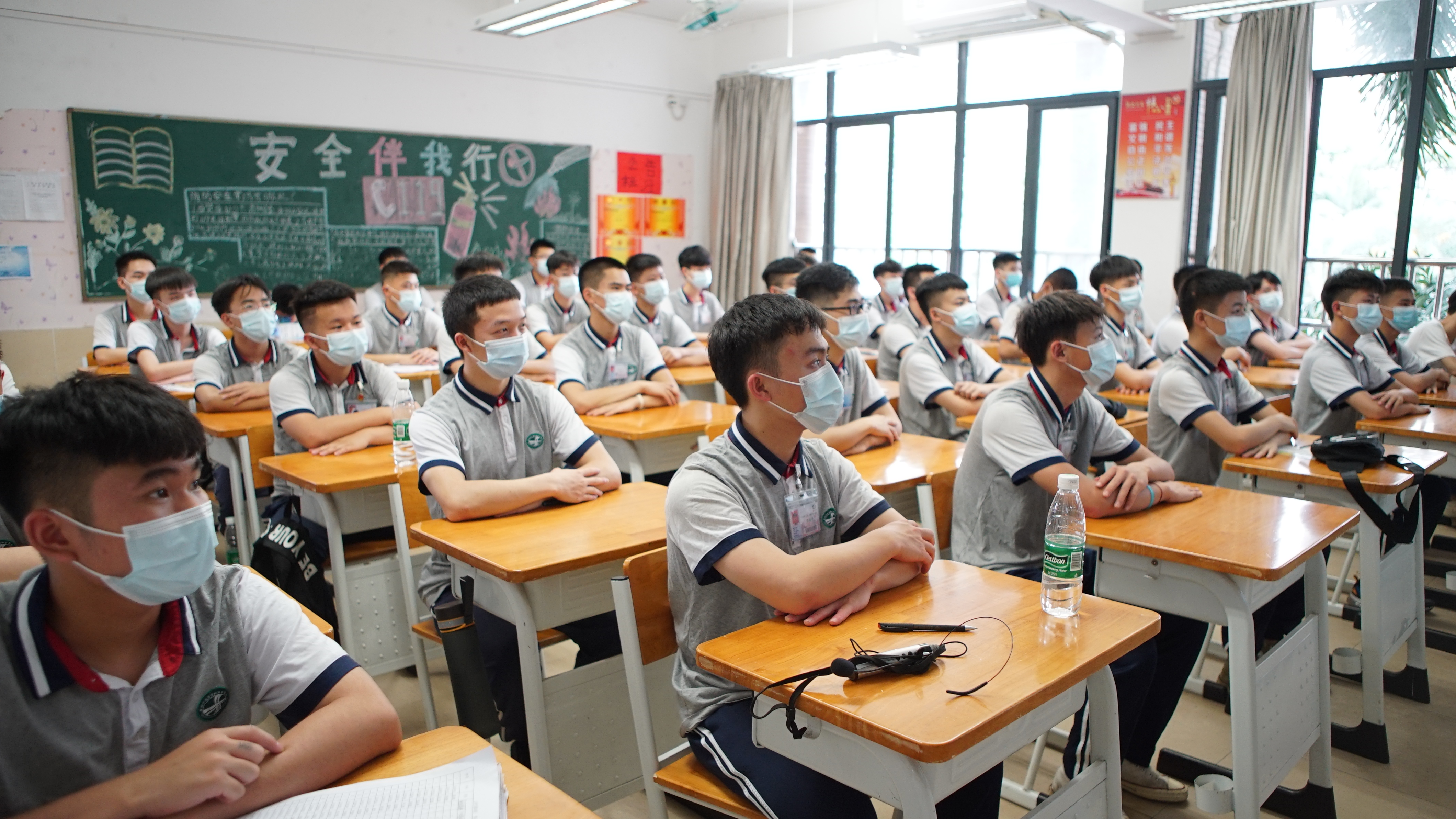 返校复学进行时，共上精彩第一课